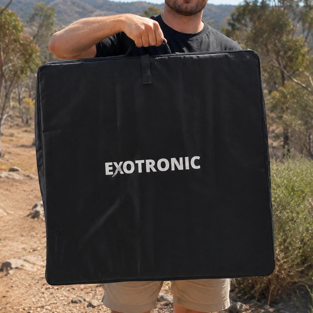 Exotronic - 12V - 200W - Fusion Ultra-Light Folding Solar Panel - No Controller