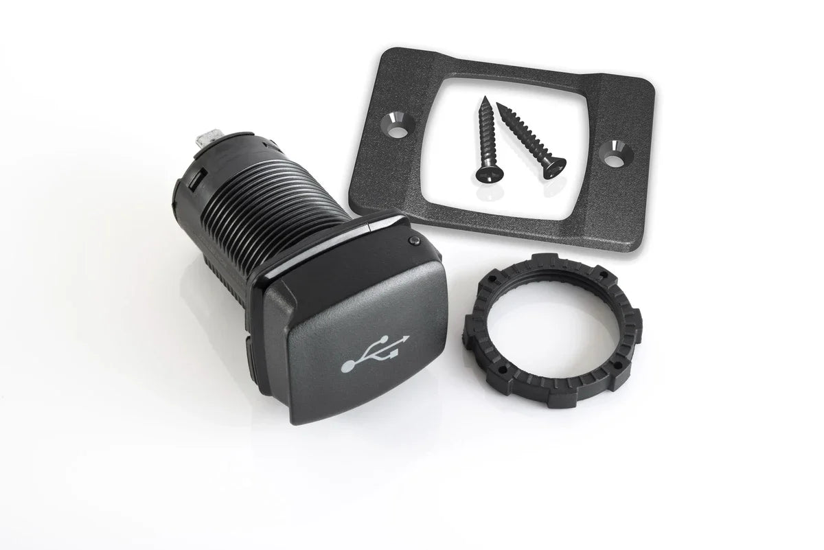 Scanstrut - 12/24V - Flip Pro - USB-A & USB-C Socket with Front-Fit Bezel