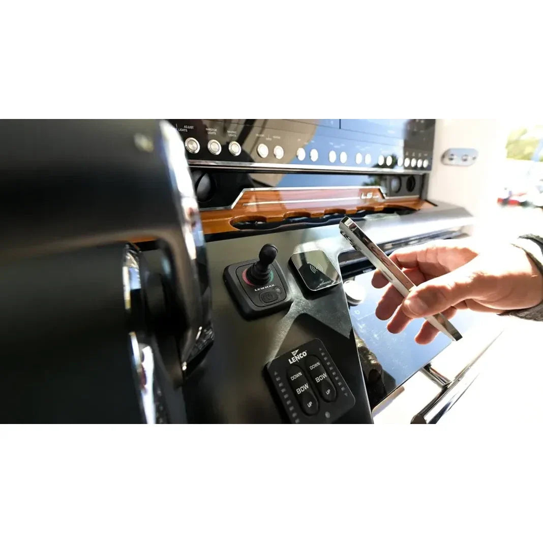Scanstrut - 12/24V - 15W - ROKK Wireless Ultra Charger
