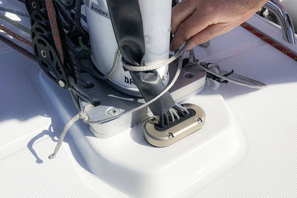 Scanstrut - DS-MULTI - Up to 15mm Vertical Multi Cable Seal - Aluminium