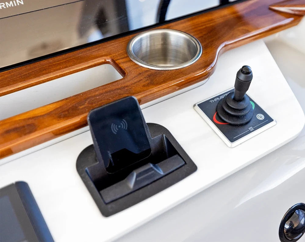 Scanstrut - 12/24V - 10W - ROKK Wireless Aura Charger