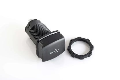 Scanstrut - 12/24V - Flip Pro - USB-A & USB-C Socket