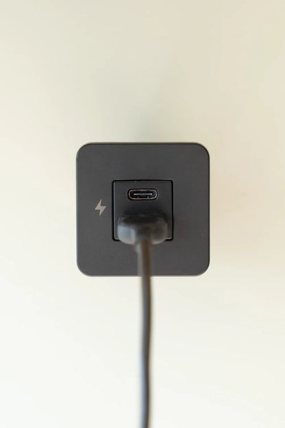 Scanstrut - 12/24V - TILE - USB-A & USB-C Socket - Black